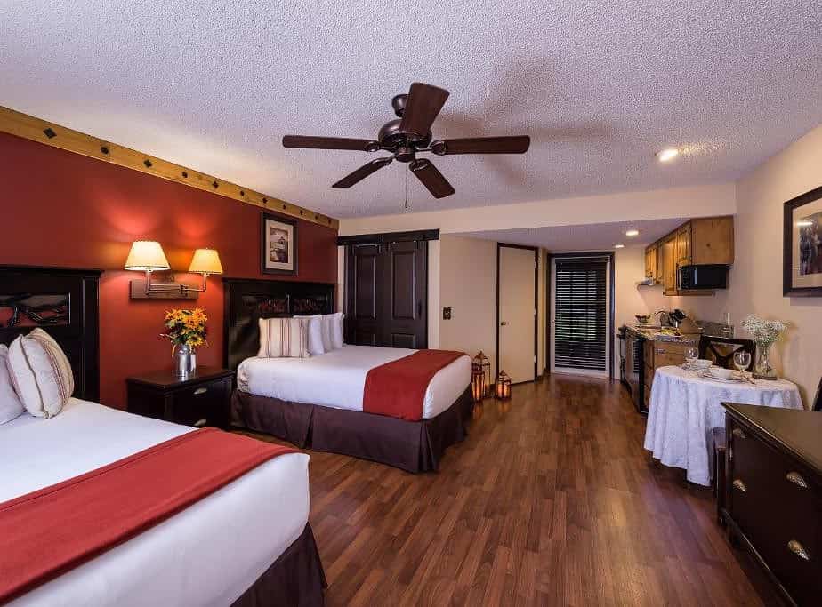 Deluxe Lodge Rooms At Westgate River Ranch