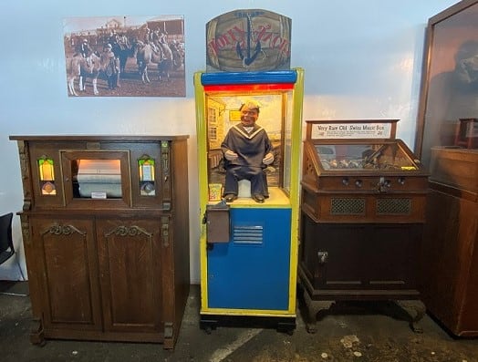 This Free Museum Has Over 300 Antique Arcade Games And Coin