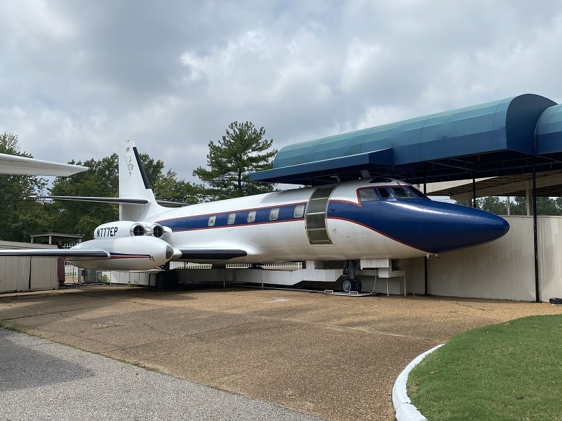 graceland plane tour