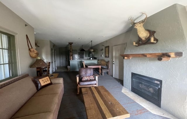 Big Cedar Lodge Living Room