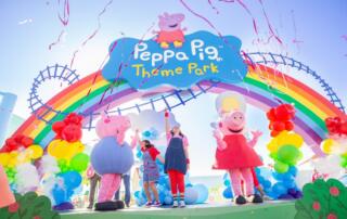 Peppa Pig Theme Park Cover