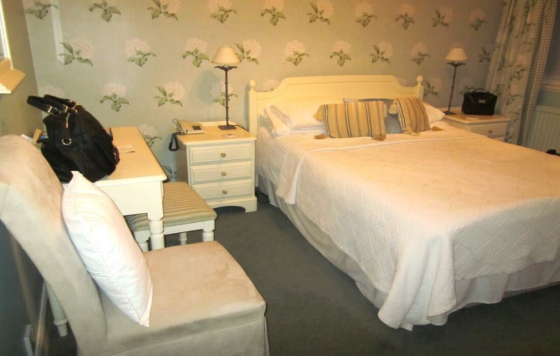 The Feathers Hotel Room