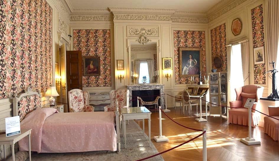 Mrs Vanderbilts Bedroom
