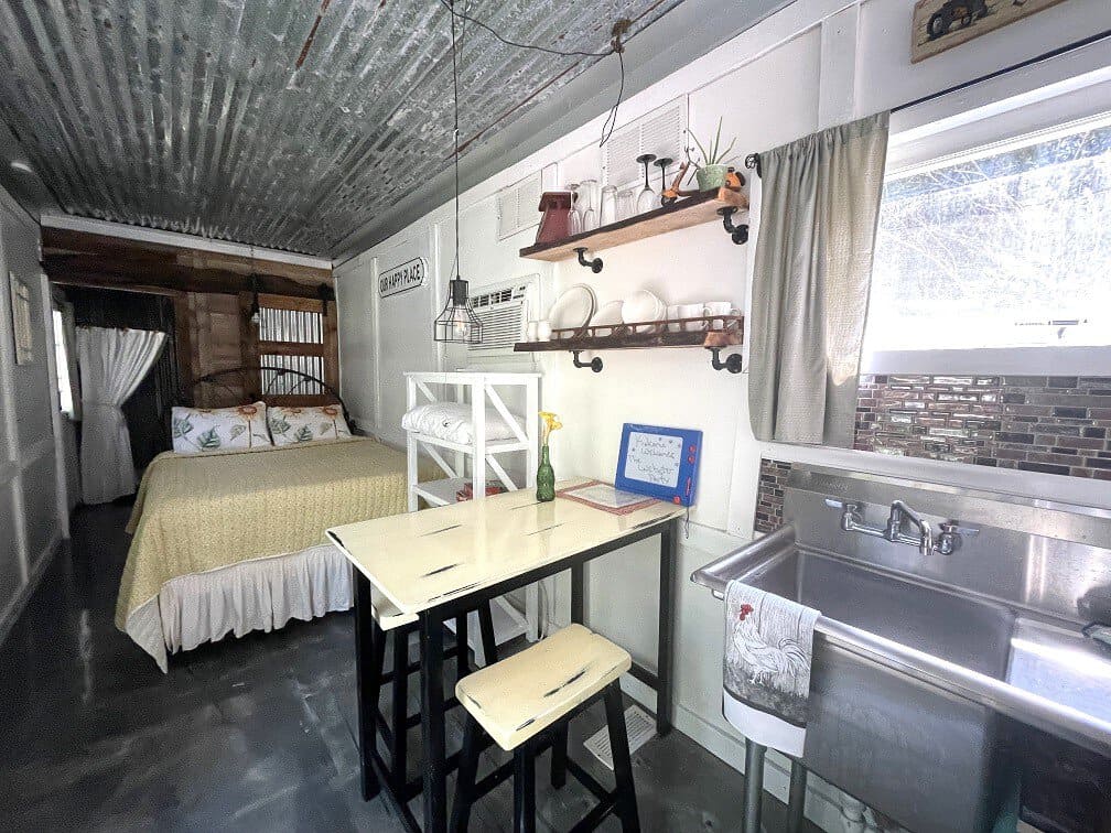 Eco Cabin - The Container House