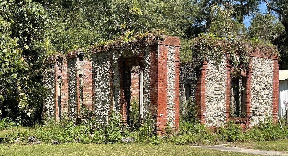 Ruins at Suwannee Springs