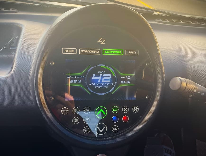 Tazzari Zero Junior Dashboard