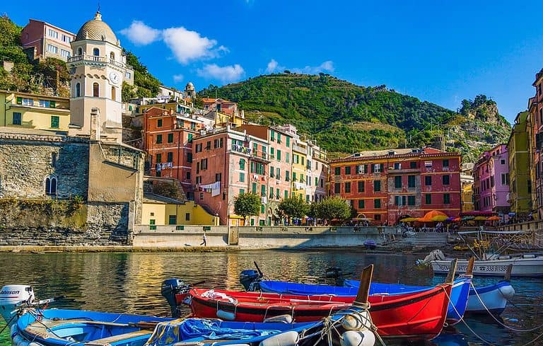 Italy’s Secret to Happiness – Cracking the Code!
