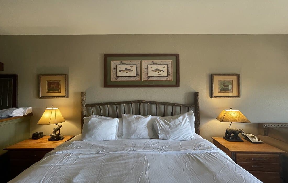 Big Cedar Lodge Room