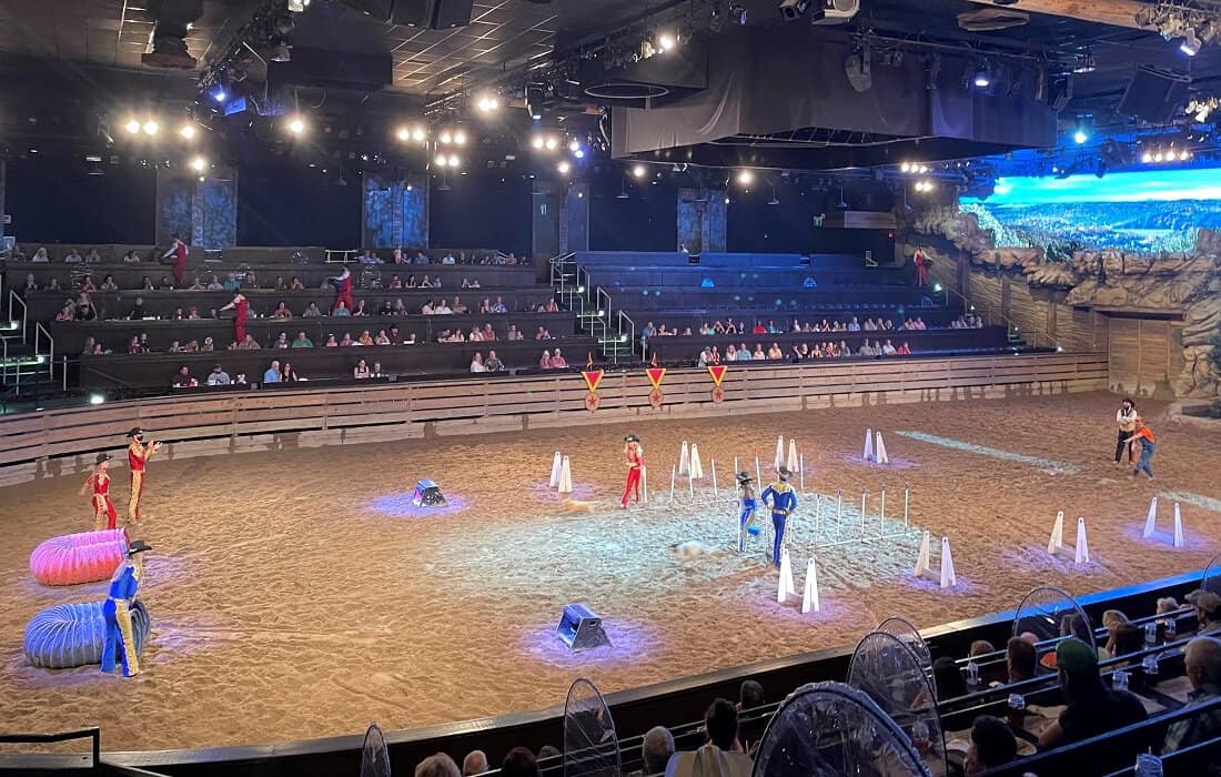 Dolly Parton’s Stampede