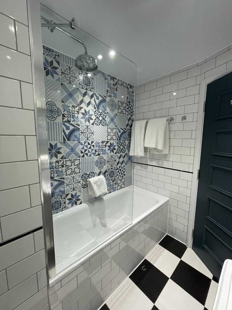 Bath At Hotel Indigo Stratford